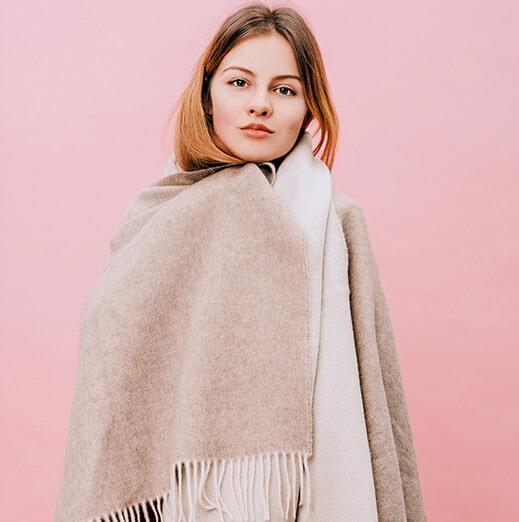 Шикарный <strong>итальянский плед</strong> - ваш идеальный подарок.